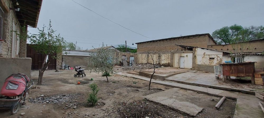 Ховли сотилади 6 сутик