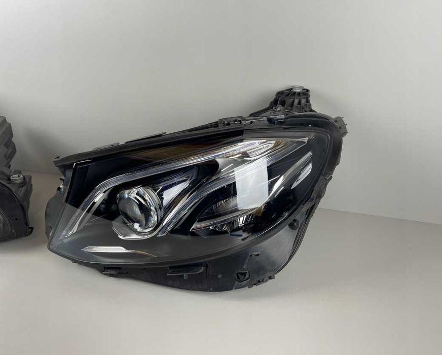 Оригинални фарове MERCEDES W213 MULTIBEAM Full Led