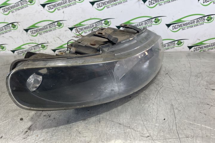 Far dreapta 1M1941002D / 1M1 941002D Seat Leon prima generatie 1M