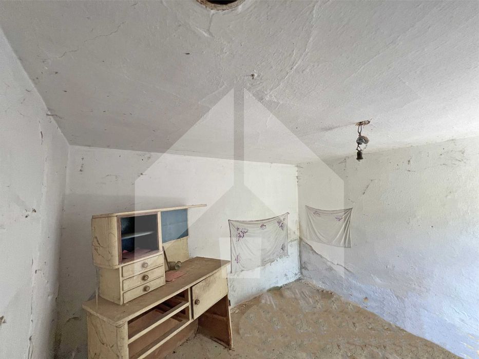 Продава се Къща в Нови пазар - 98 кв.м за 72 €/кв.м - Снимка #5