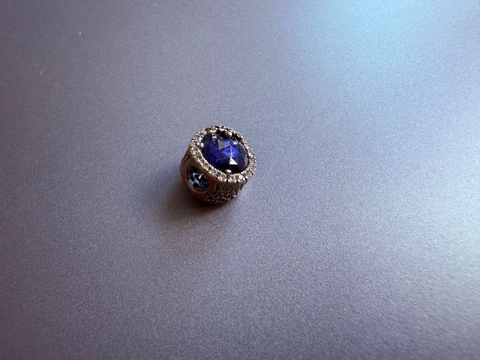 Pandora - Blue Dazzling Snowflake Charm cu cristal albastru