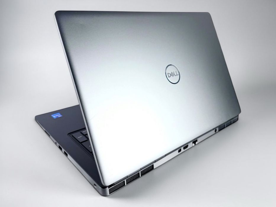 Dell Precision 7760 17.3" FHD i7-11850H 32RAM 512GB SSD RTX A3000
