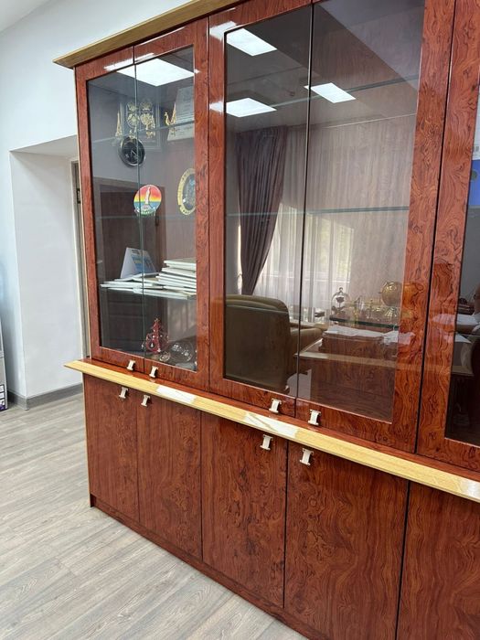 Продается офисная мебель в отличном состоянии