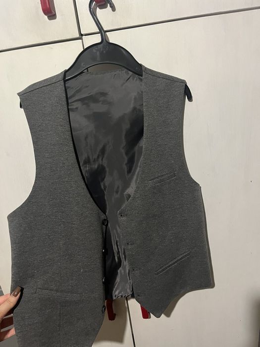 Сако и елек в сив цвят