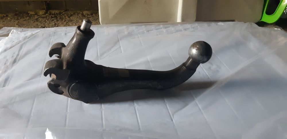 Mercedes-Benz E-class Прицепное Фаркоп крюк от Bosal Oris