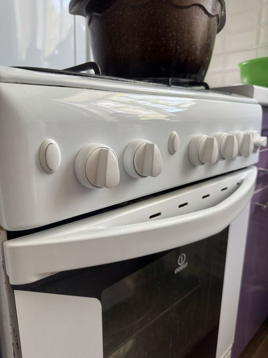 Газовая плита Indesit