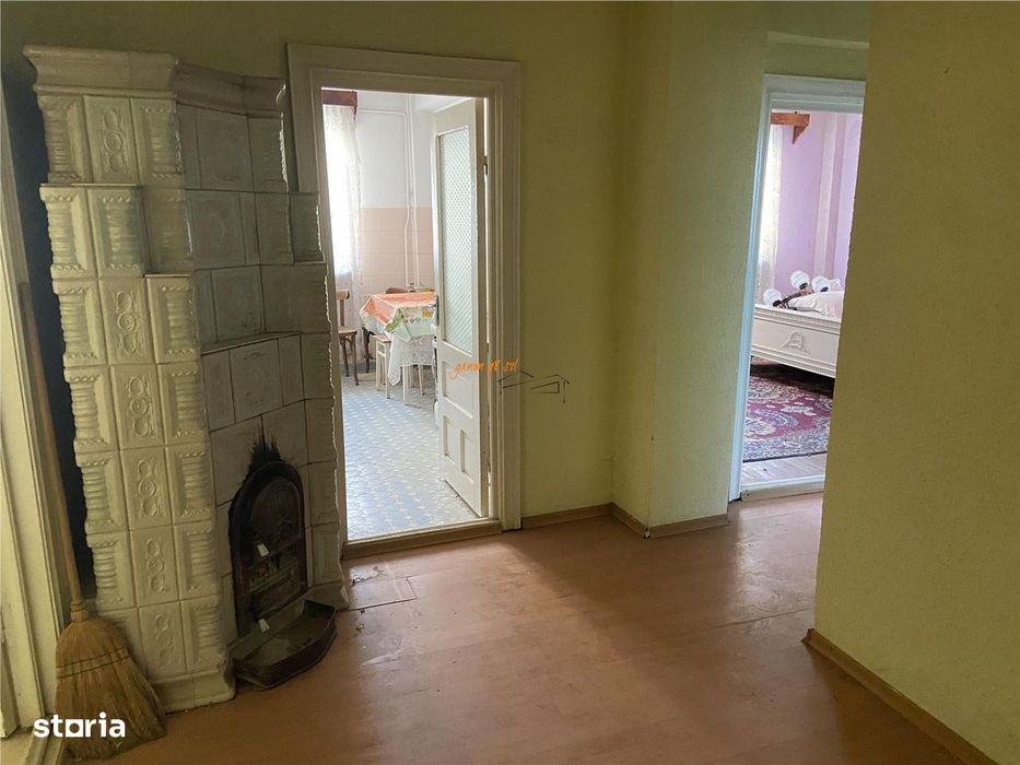 Apartament 3 camere , zona centrala -Sala Polivalenta, 80 mp , liber