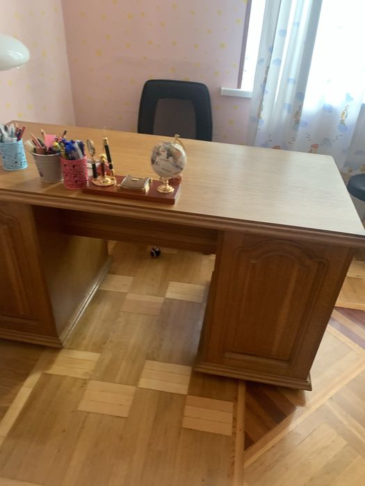 дубовый письменный стол