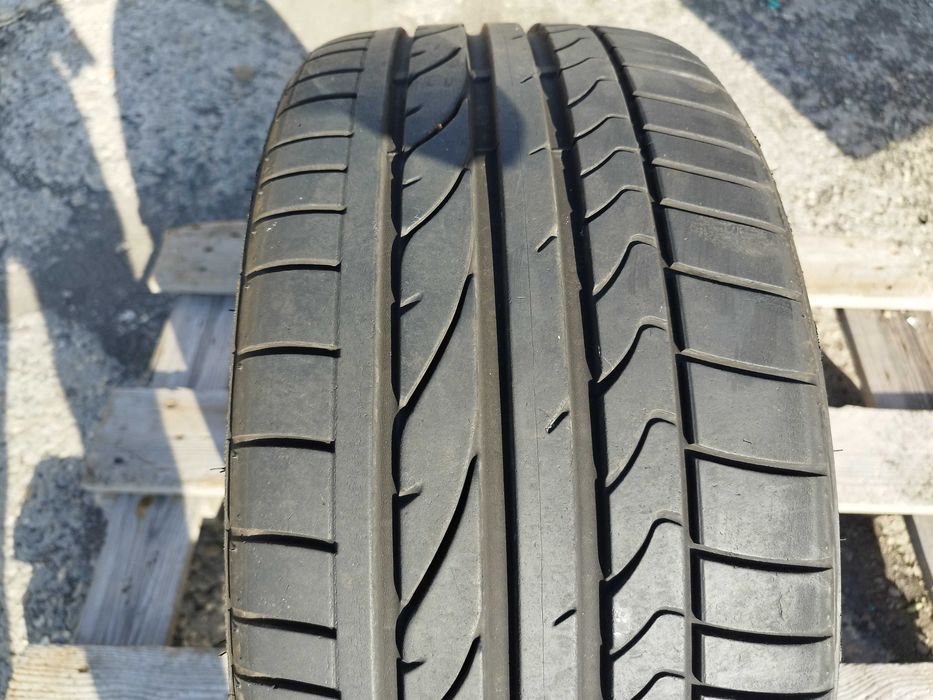 235/35/19 Бриджстоун Потенза 2014г 7мм Единичка