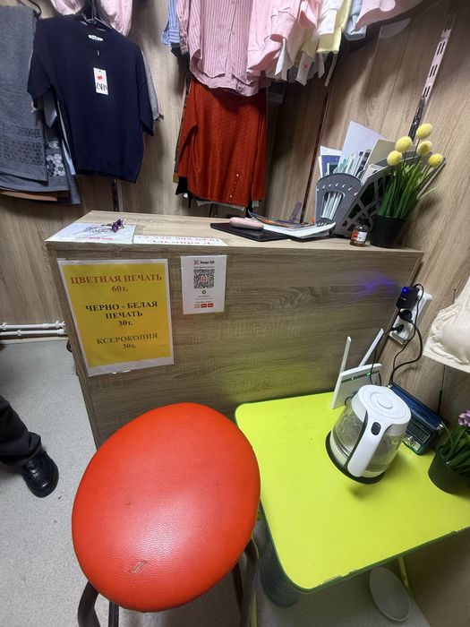 Продается витрина с подсветкой