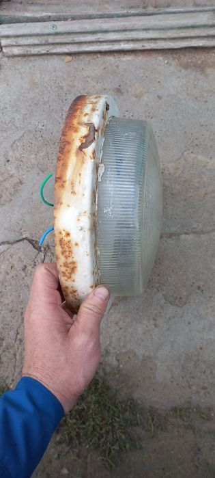 Уличный светильник