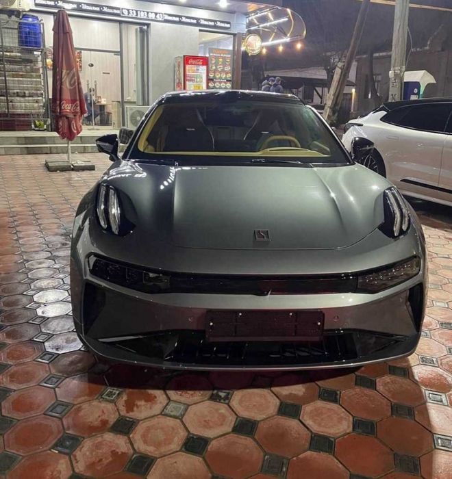 Зеекр 001 описанияни укинг