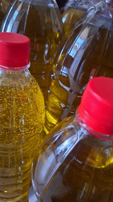 Ulei de Floarea-Soarelui Presat la Rece – 100% Natural