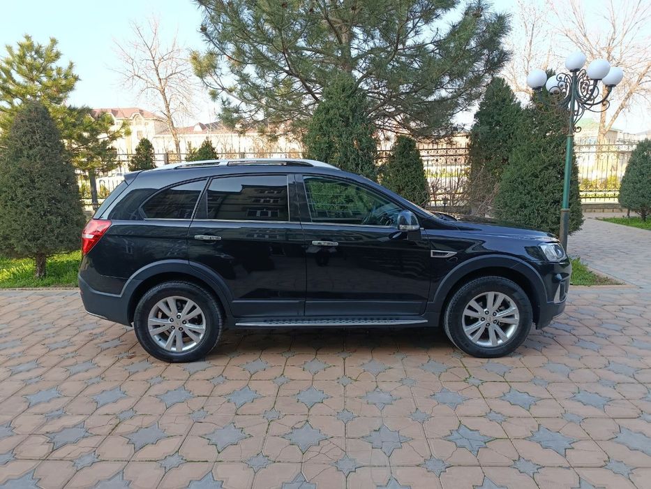 Captiva 4 2013! Holati yaxshi. Rangi Qora. Metan Gaz