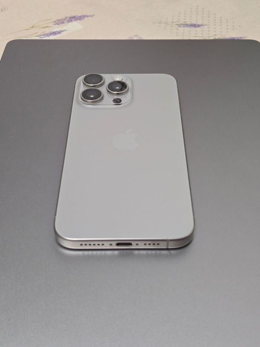 iPhone 15 Pro Max 1TB cu iOS 17 VERSIUNE RARA