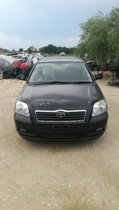 Тойота Авенсис на части