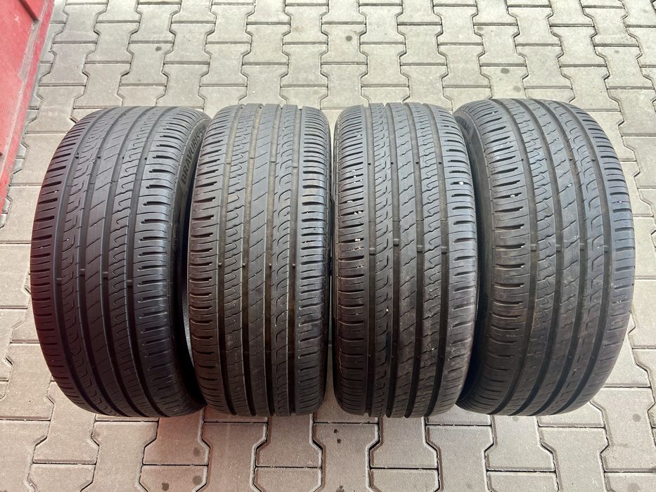 Летни Гуми 18 225/45/18 BARUM ДОТ: 23г