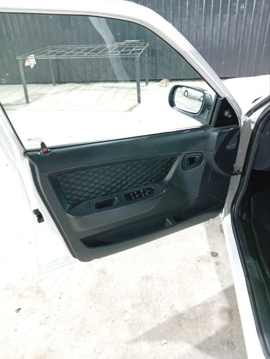 Srochna sotiladiNexia 2 1.6