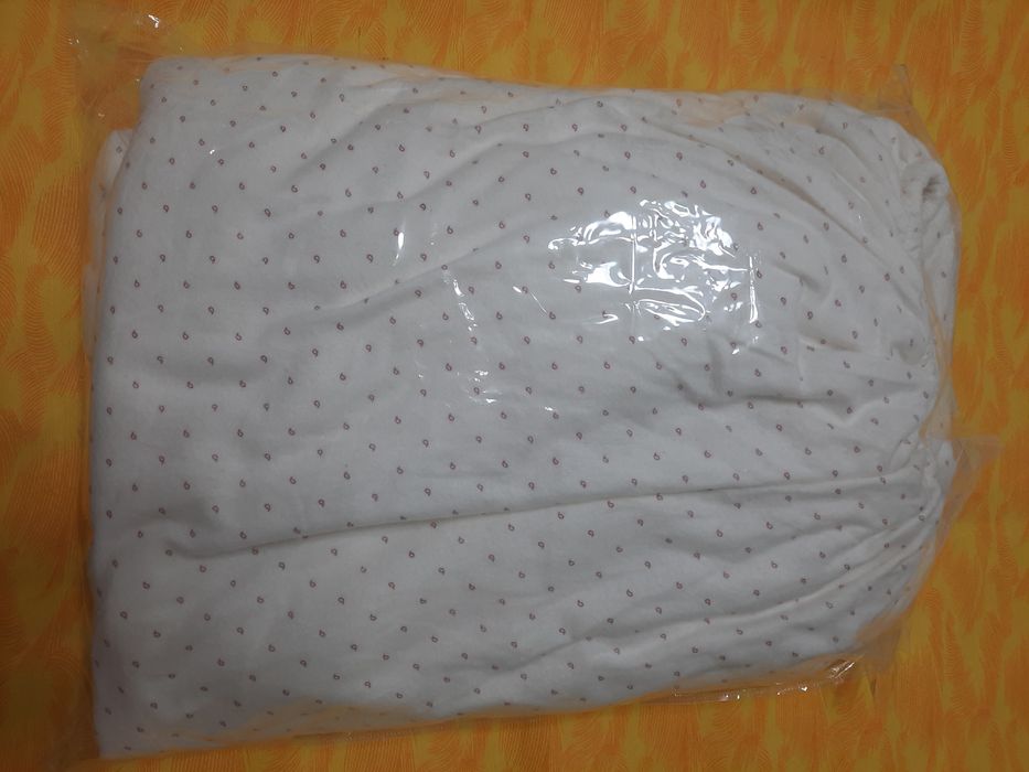 Простынь на резинке