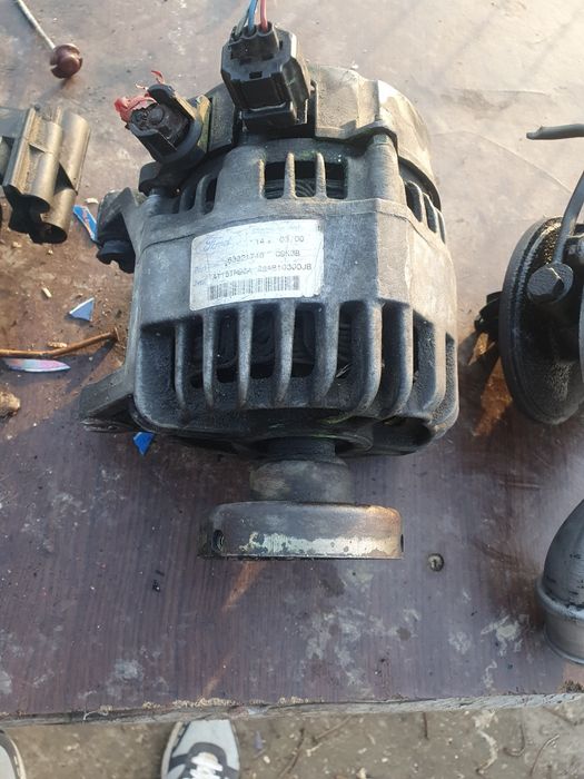 Vând turbina ,alternator ,și electromotor  ford focus 18 tdci