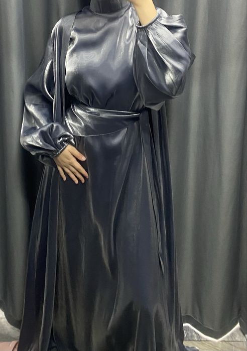 продам платье за 20 тысяч