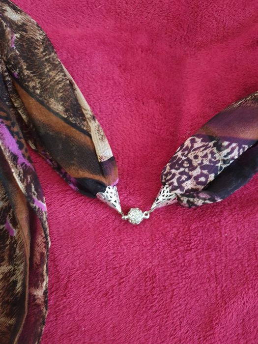 Esarfa model deosebit pietre haine dama femeie fular accesorii costum