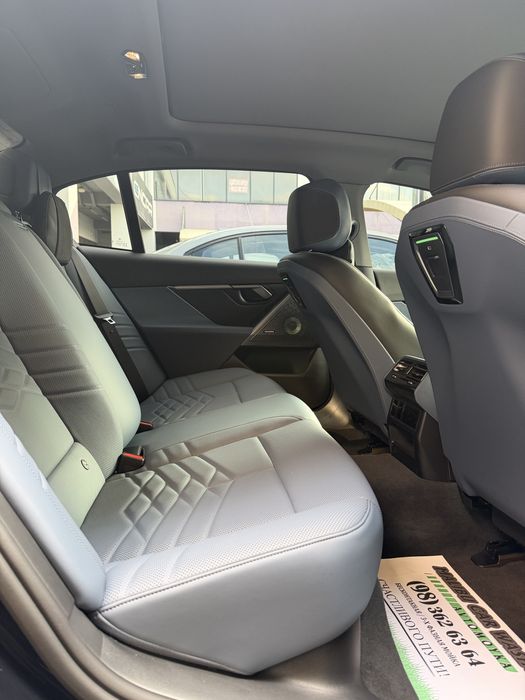 Bmw i5 40L 35L dop option