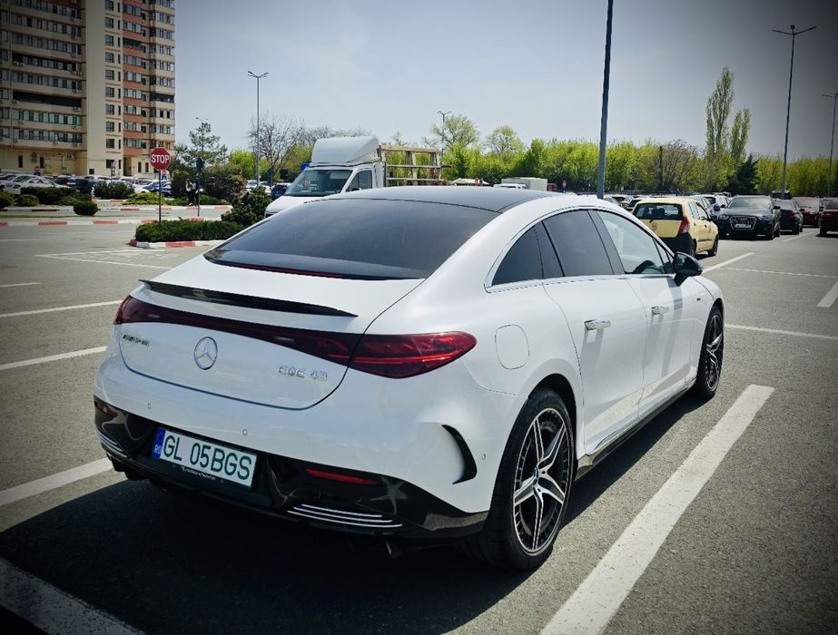 Mercedes-Benz EQE 43 AMG 2022 4MATIC.