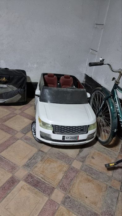 Velosiped va moshina detskiy sotiladi