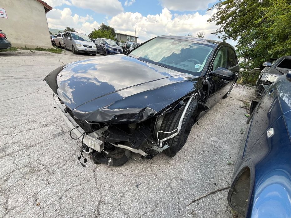 Audi A8 Facelift 3.0tdi Long 4h4 на части D4 Ауди А8  CTB код налични 5 броя с този мотор.Колата е със сервизна история и с много екстри за модела