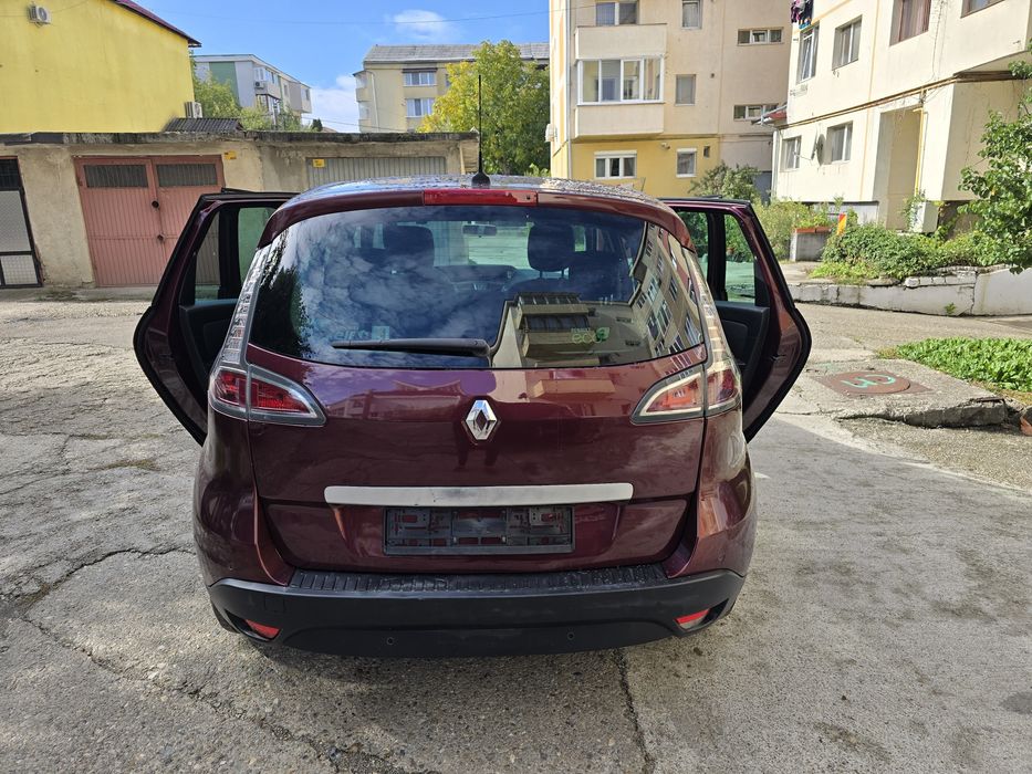 Renault Megane Scenic III ( 2015)