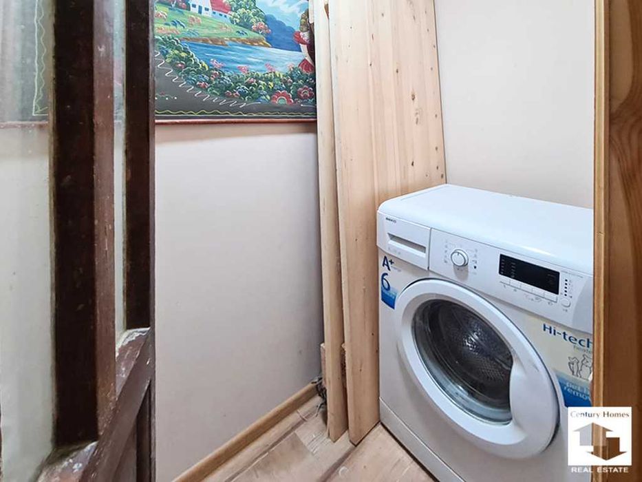 140332 Каменна къща с просторен двор и кладенец в с. Горна Липница