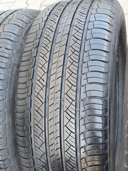 235 60 16 Michelin