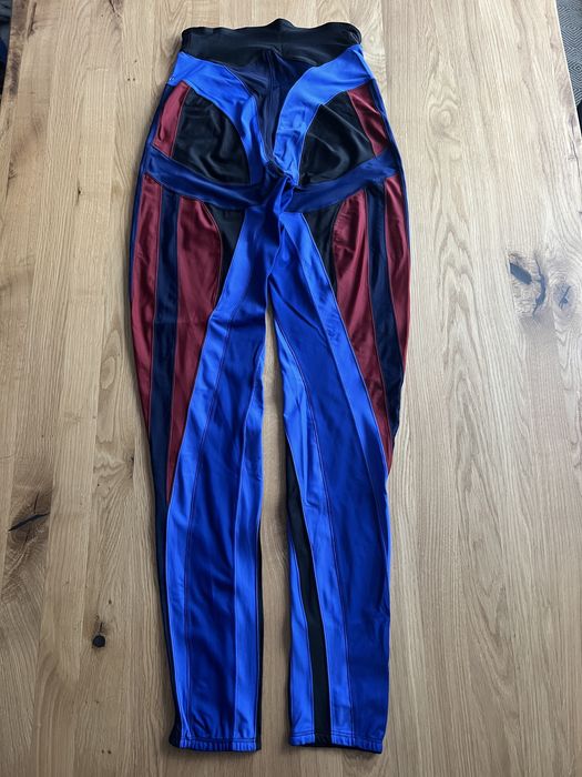 Продавам клин MUGLER