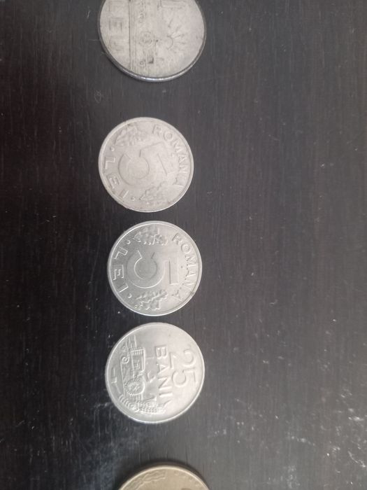 Monezi vechi de vanzare