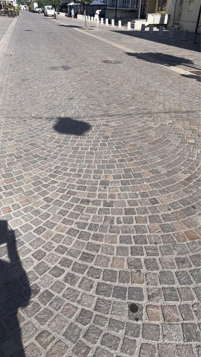 Bolovani ornamentalii alei japoneze piatra cubica andezit