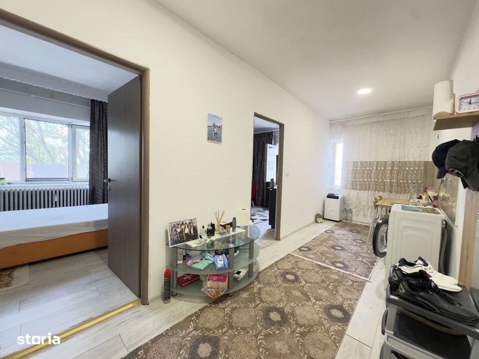 Apartament cu 2 camere langa kaufland - Nicu Enea - de vanzare