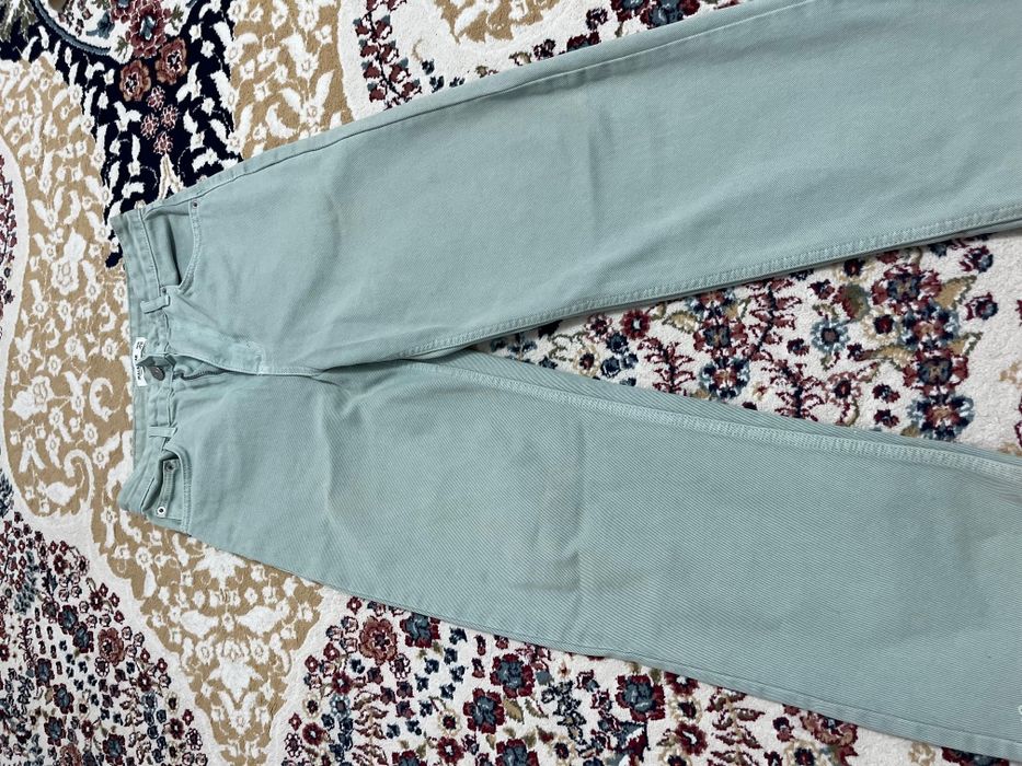 Продам б/у одежды для девочек