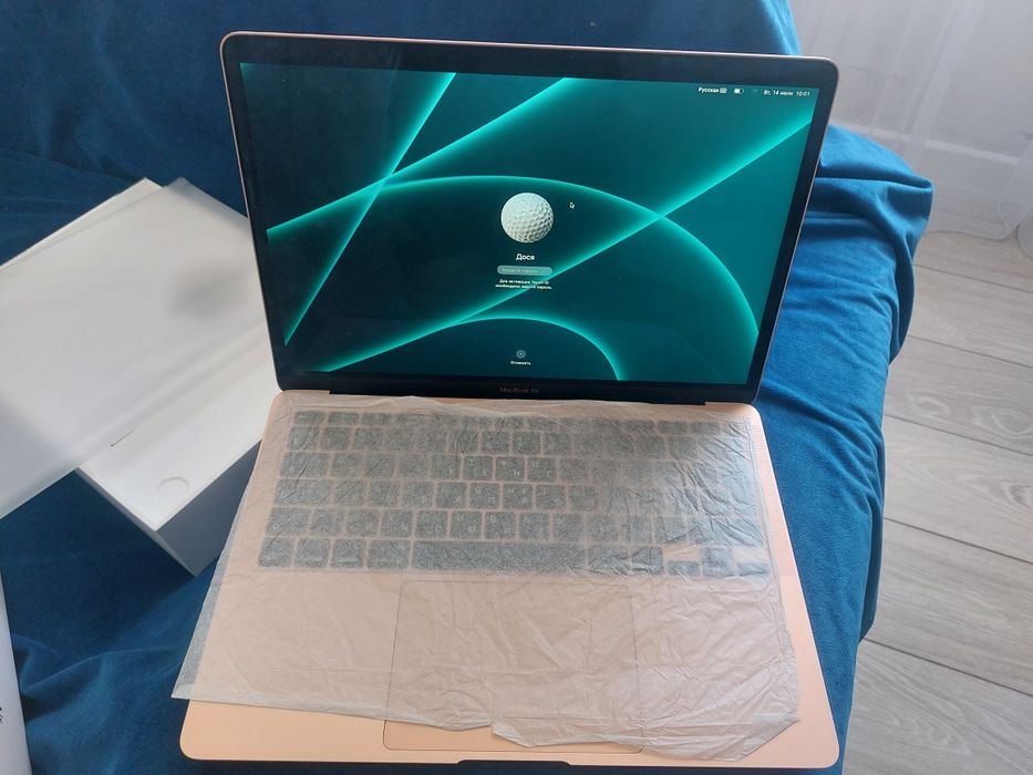 Macbook срочно продам