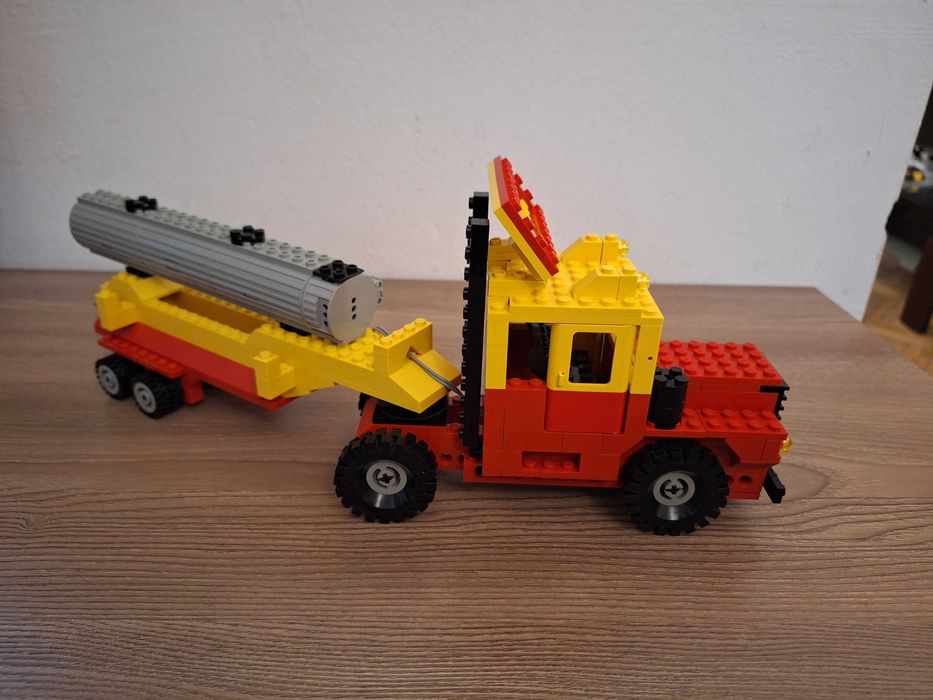 Lego 740: Basic Building Set