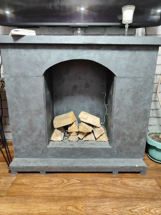 Продам декоративный камин