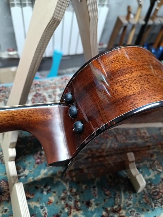 Taylor 512 CE 12-fret акустическая гитара