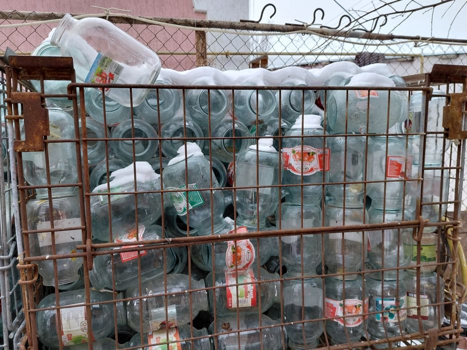 Продам банки 2 литровые новые