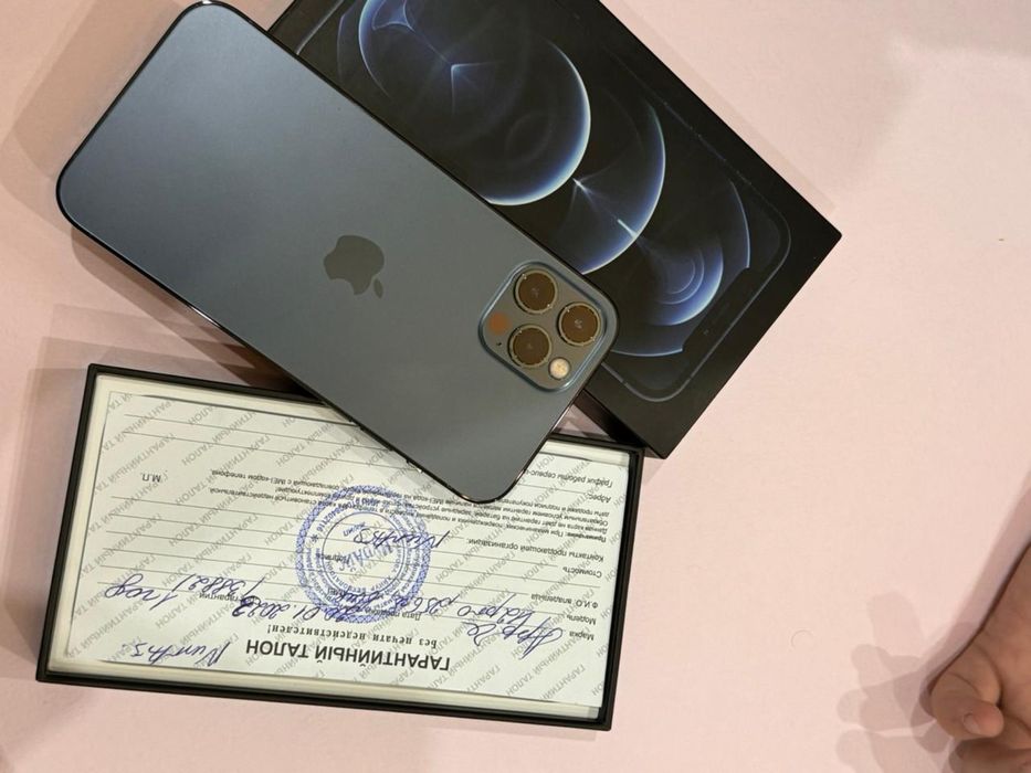 Iphone 12 pro 256 С гарантей