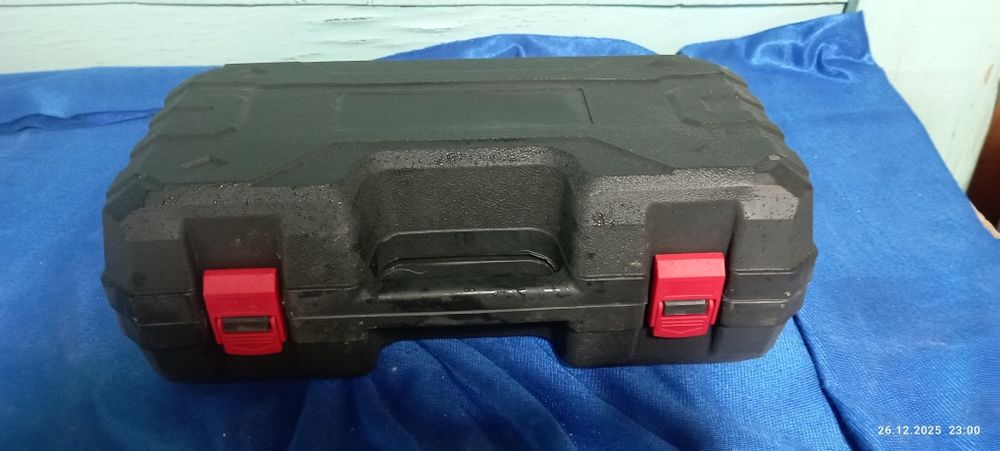 Продам кейс из под инструмента новый!