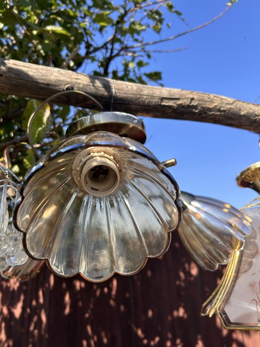 Lustre per bucata