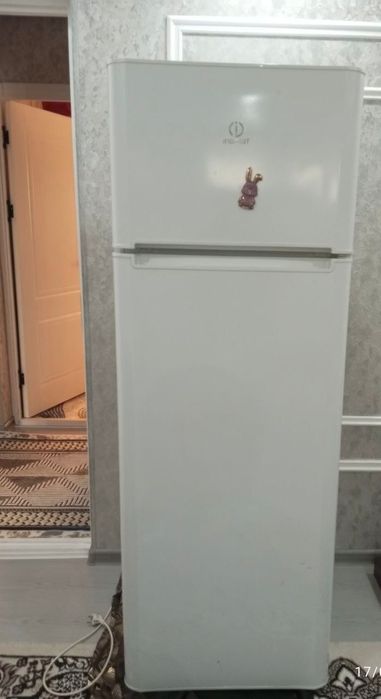 Indesit Muzlatkich sotiladi