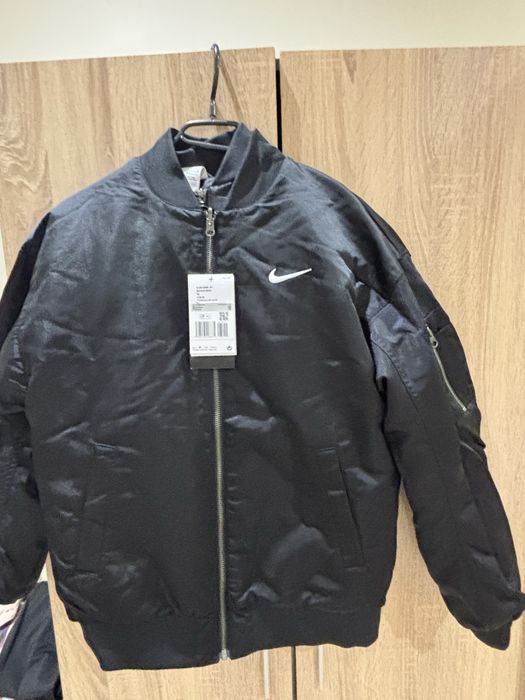 Оригинално яке Nike с две лица