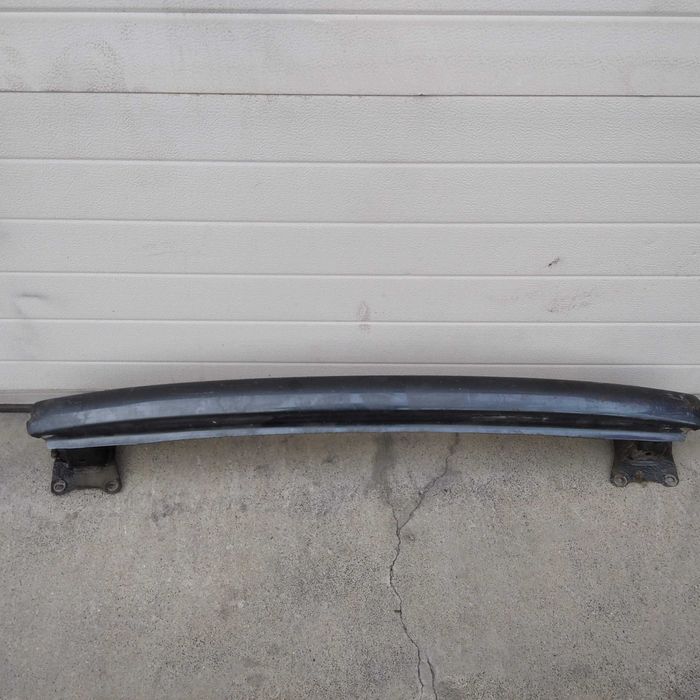 Skoda Octavia 2  2008г.  Греда задна брония и твърд маховик