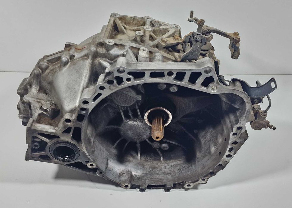 Скоростна Кутия 6 Степенна Тойота Аурис 2.0 Toyota Auris 2.0 06-12г